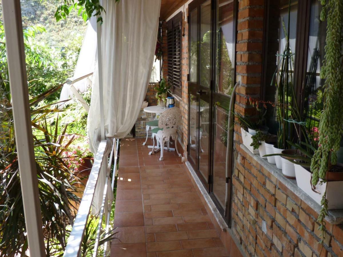 Holidaysora Taormina - Il Giardino Di Graziella エクステリア 写真