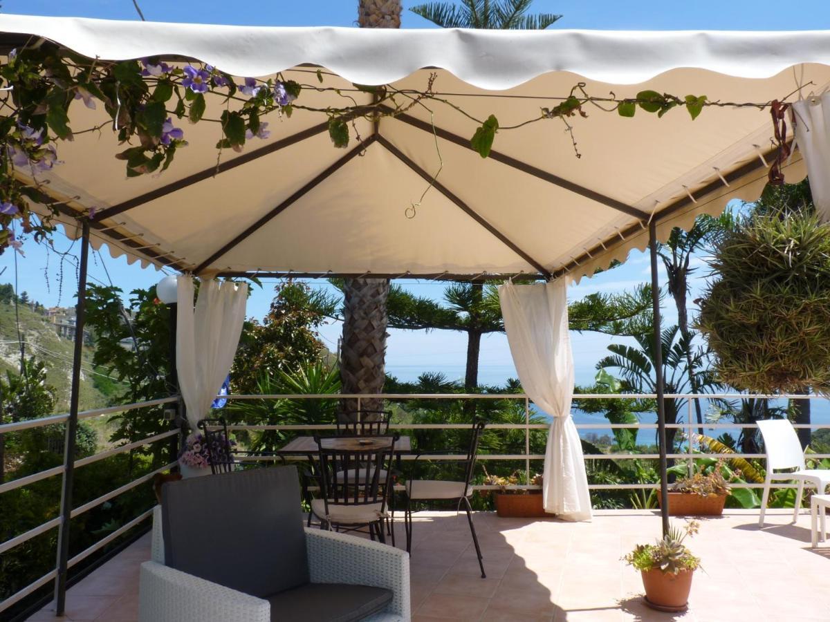 Holidaysora Taormina - Il Giardino Di Graziella エクステリア 写真